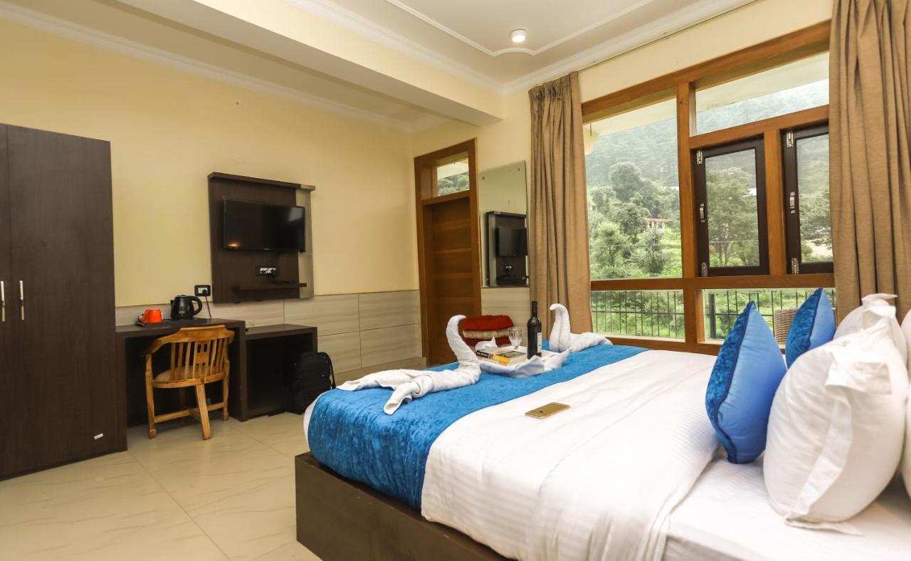 Hotel The Nest, Rooftop Cafe, Bonfire With A Sceneric Mountain View McLeod Ganj Exterior foto